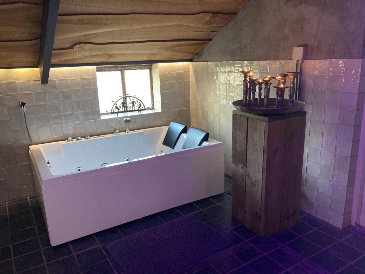 Betuwsch Badhuys Bed & Breakfast Lienden Exterior foto