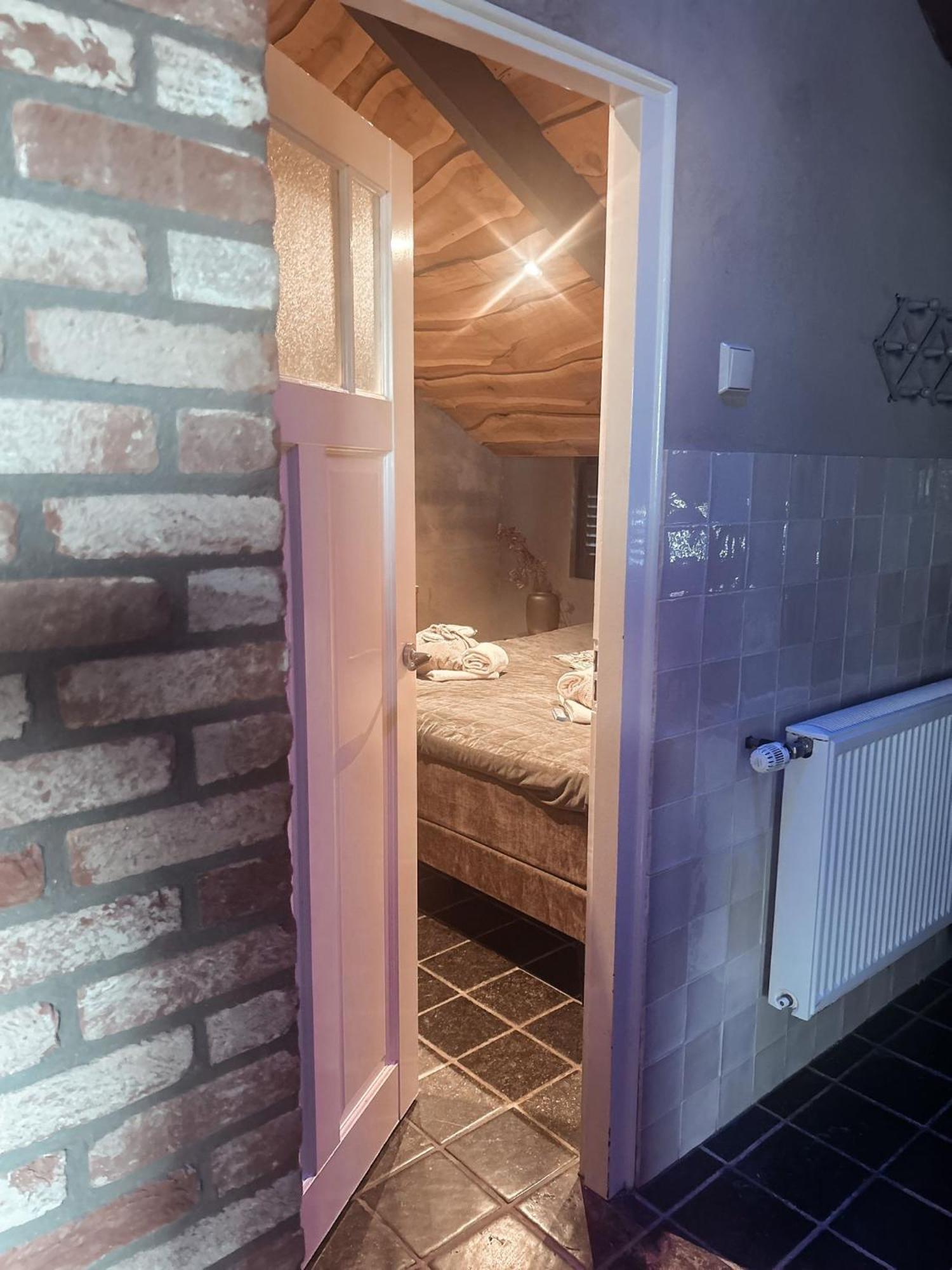 Betuwsch Badhuys Bed & Breakfast Lienden Exterior foto